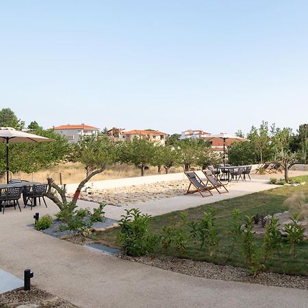 Melian Suites Nikiti  Exteriör bild